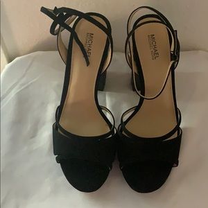 Yoonie Platform Suede shoes NWOT